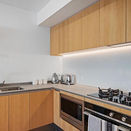 Winona Of Wanaka - Luxury Lakefront Apartment Екстер'єр фото