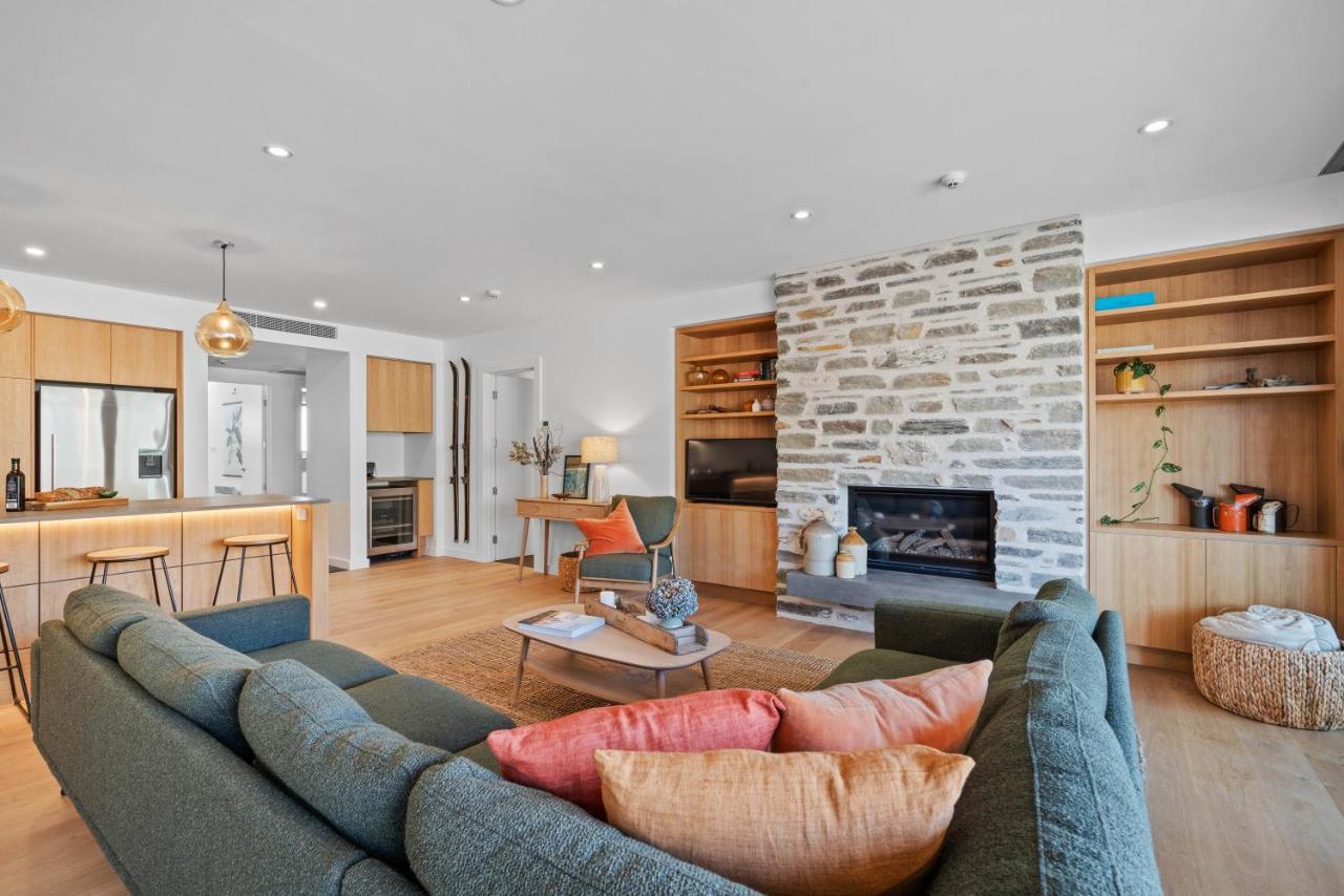 Winona Of Wanaka - Luxury Lakefront Apartment Екстер'єр фото